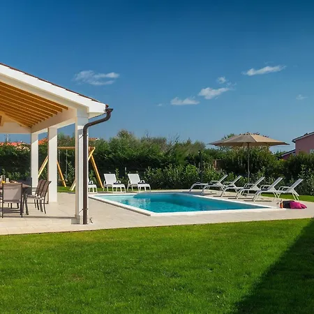 Hébergement de vacances Magica *